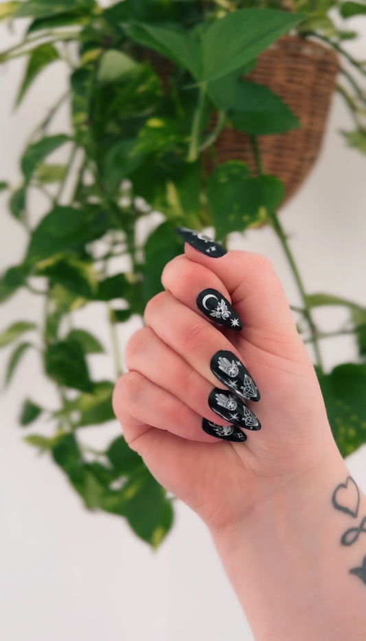 Cosmic Witch False Nails